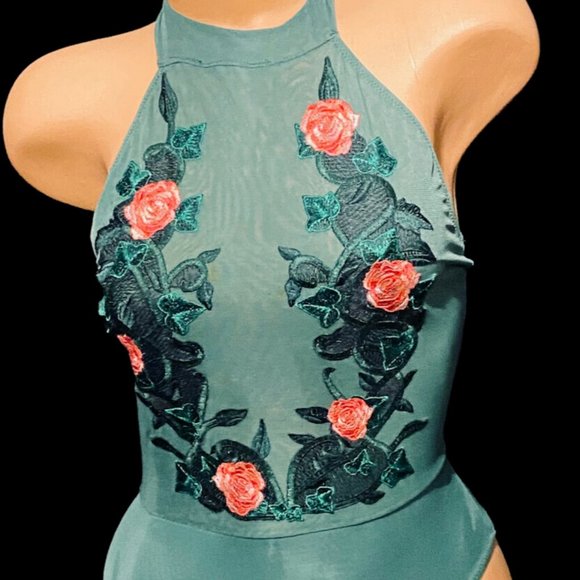 Poison Ivy Theme Green Cosplay Bodysuit - Picture 5 of 5